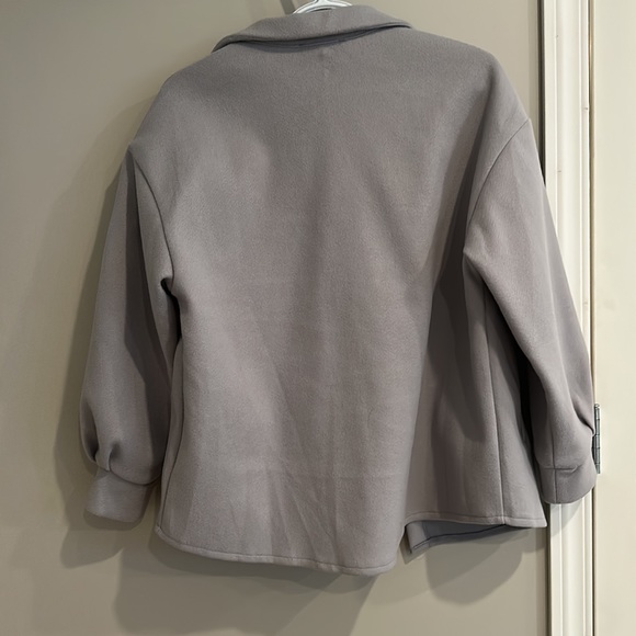 Shein size small lightweight grey shacket - Picture 3 of 3